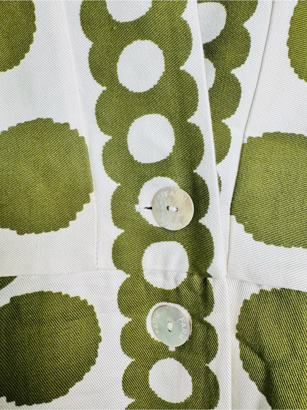 FARM RIO
Buttoned Puff Sleeve Maxi Dress - Palermo
Green - Picture 8 of 14